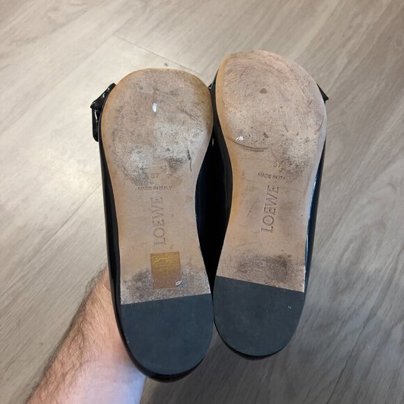 Loewe Black Patent Leather Bow Flats
Size: 37 (US 7) - Picture 5 of 11